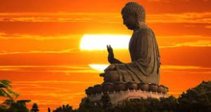 Introducción al Budismo: Orígenes y evolución de la tradición espiritual.