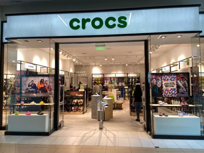¿Dónde comprar Crocs?