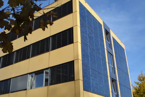 Cuánto cuesta instalar placas solares en una comunidad de pisos